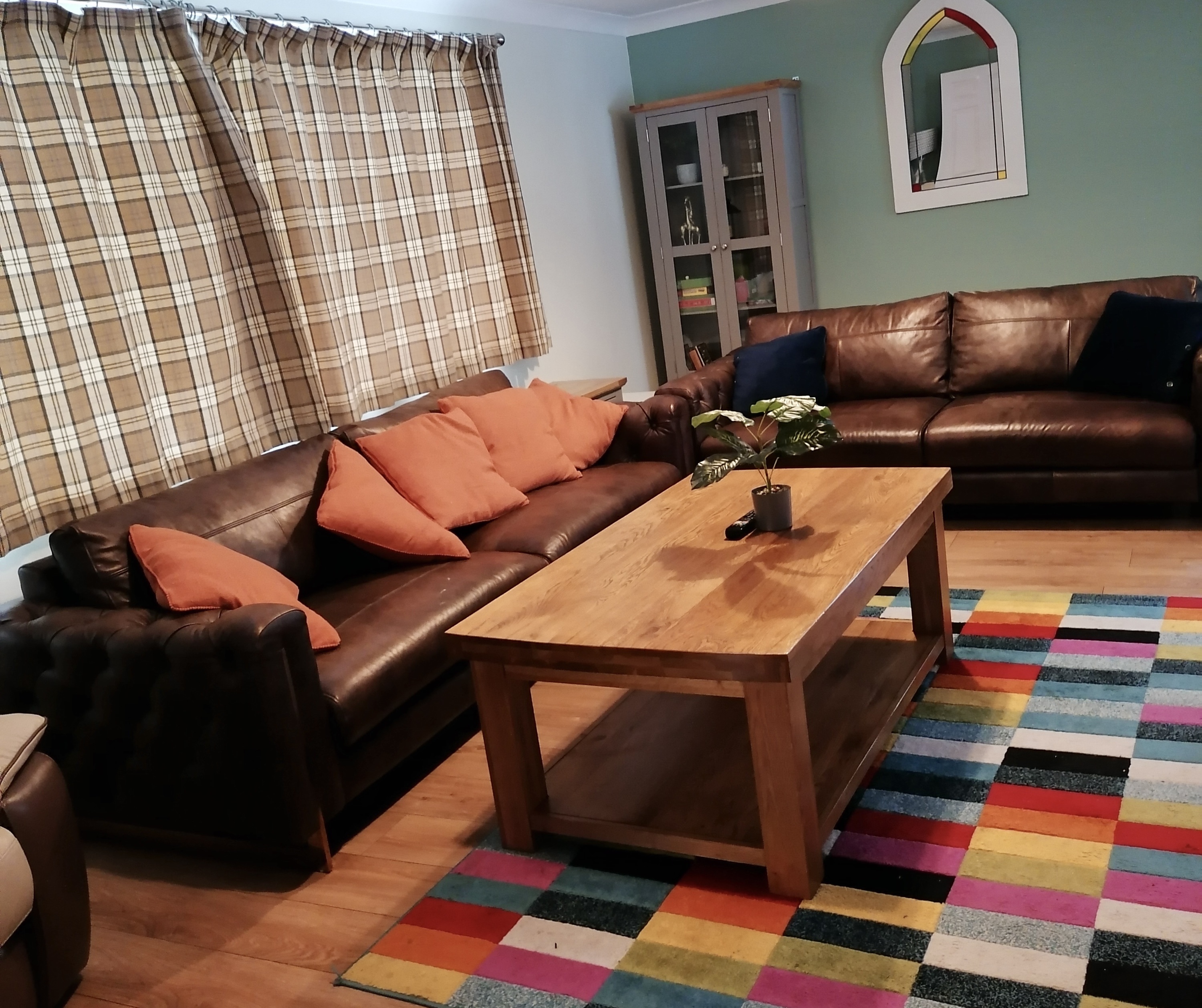 the laurels lounge area